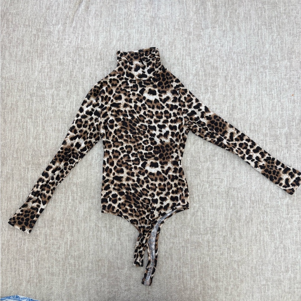 Fashion Nova Animal Print Bodysuit